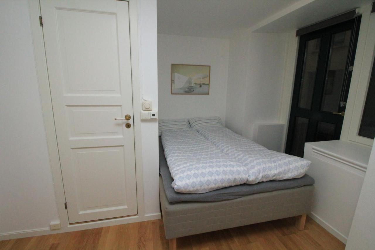Nordic Host - City Center 2 Bed / 2 Bath - Skippergata - 3 Minutes From Station Осло Екстериор снимка